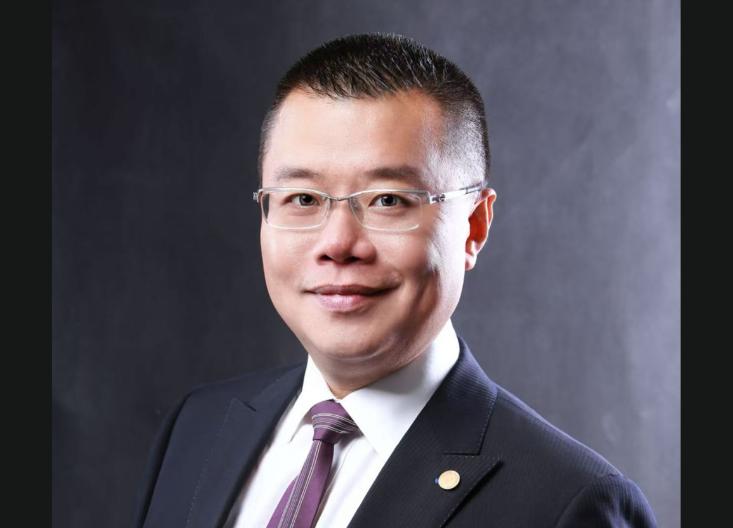 洪為民 教授,J.P